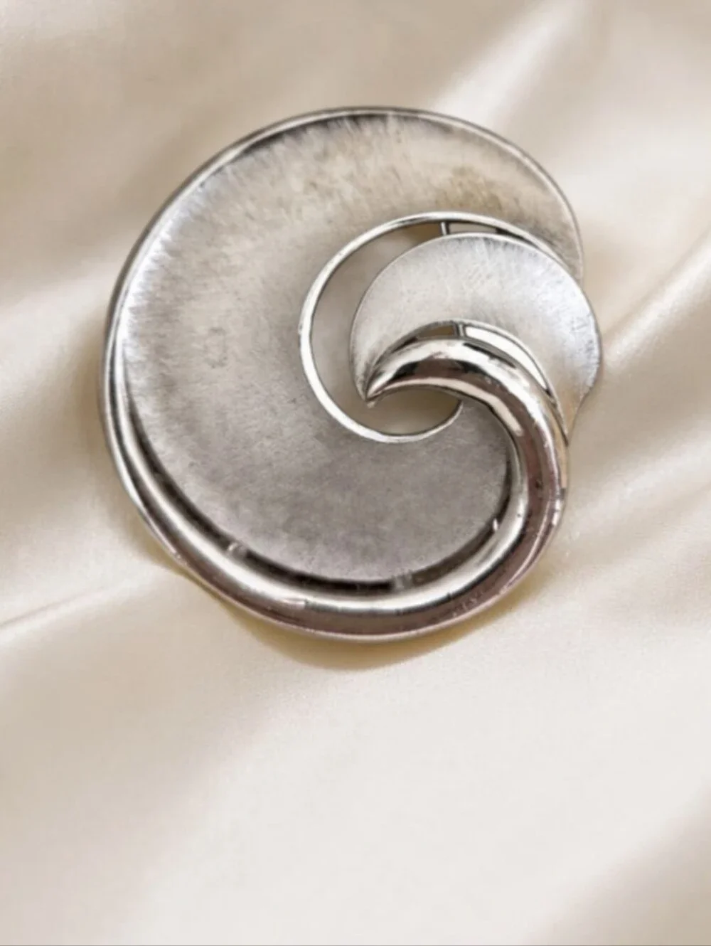 Vintage Crown Trifari Signed Brushed Silver Atomic Swirl Brooch